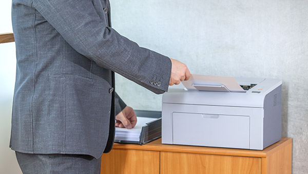 Thèmes du mois : l’affichage obligatoire